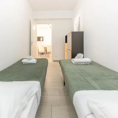 Apartment Ares San Lorenzo